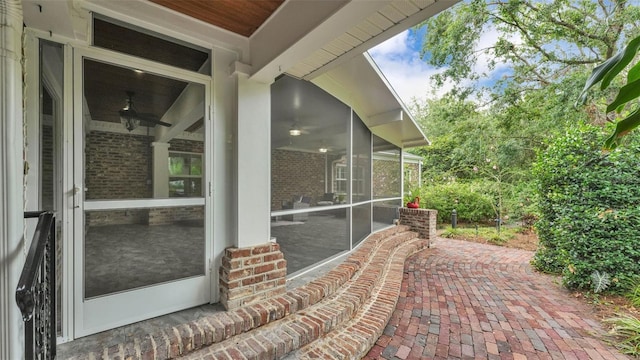 323 E Belvedere St, Lakeland, FL 33803 - view of patio with a sunroom