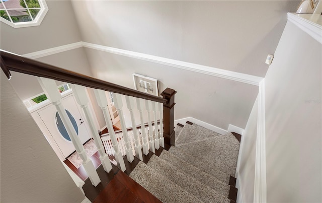 5425 Charlin Ave, Lakeland, FL 33810 - stairway featuring washer / clothes dryer