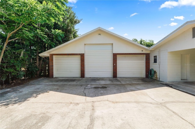 5425 Lewellyn Rd, Lakeland, FL 33810 - view of detached garage