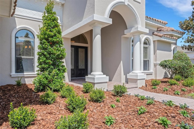 6527 Eagle Ridge Way, Lakeland, FL 33813 - entrance to property featuring stucco siding