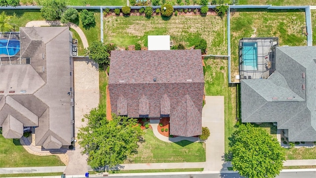 2025 Viewpoint Landings Rd, Lakeland, FL 33810 - bird's eye view of a pool