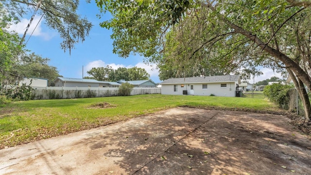 3829 Abbott Ln, Lakeland, FL 33810 - view of yard with a patio