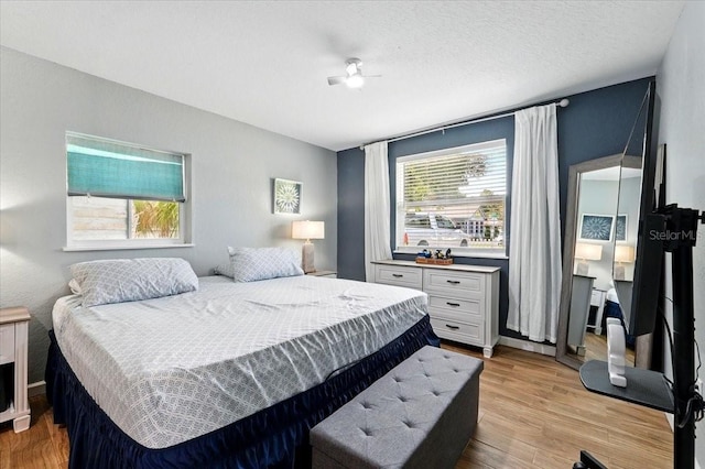 1648 Skinner St, Lakeland, FL 33801 - bedroom featuring light wood finished floors