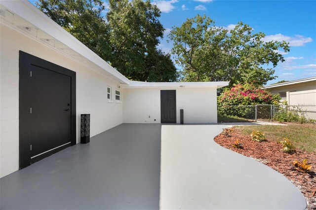 3813 Surrey Dr, Orlando, FL 32812 - view of patio / terrace