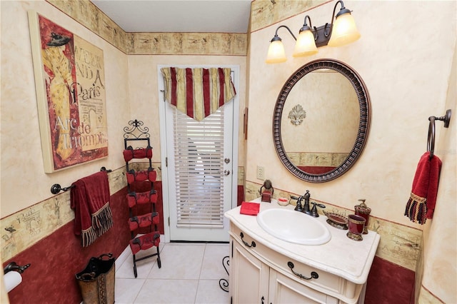 2936 Grasslands Dr, Lakeland, FL 33803 - bathroom featuring vanity and tile patterned floors