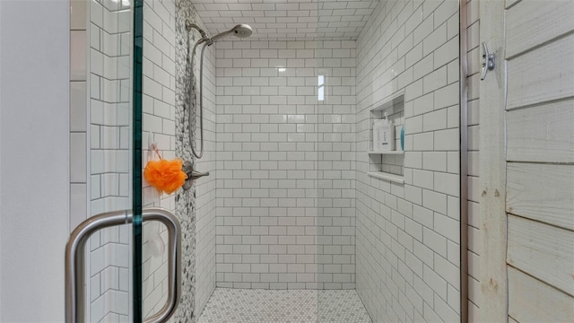 1423 Ridgegreen Loop N, Lakeland, FL 33809 - bathroom featuring a shower stall