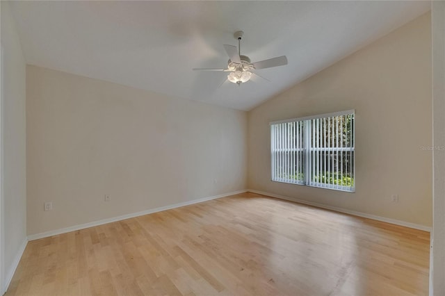 1003 Clearpointe Way, Lakeland, FL 33813 - unfurnished room featuring lofted ceiling, light wood-type flooring, ceiling fan, and baseboards