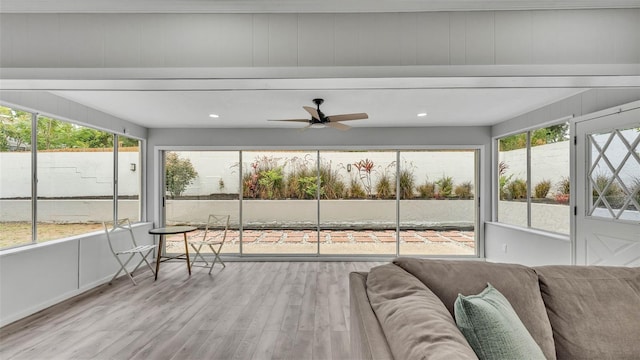 4825 Foxrun, Lakeland, FL 33813 - sunroom featuring a ceiling fan