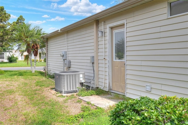 6065 Magpie Dr, Lakeland, FL 33809 - view of outdoor structure with central air condition unit