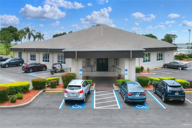 6065 Magpie Dr, Lakeland, FL 33809 - view of property with uncovered parking