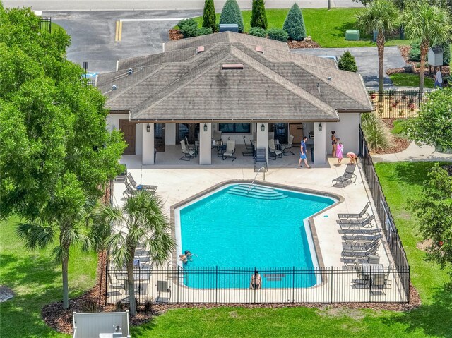 1547 Cordgrass Way, Lakeland, FL 33813 - community pool with a patio
