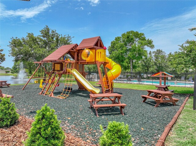 1547 Cordgrass Way, Lakeland, FL 33813 - community play area with a community pool