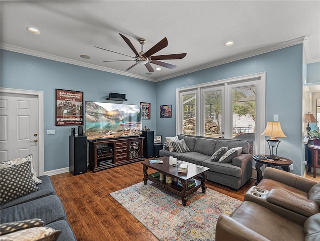 148 Melissa Trl, Auburndale, FL 33823 - living room with a ceiling fan, ornamental molding, wood finished floors, baseboards, and recessed lighting