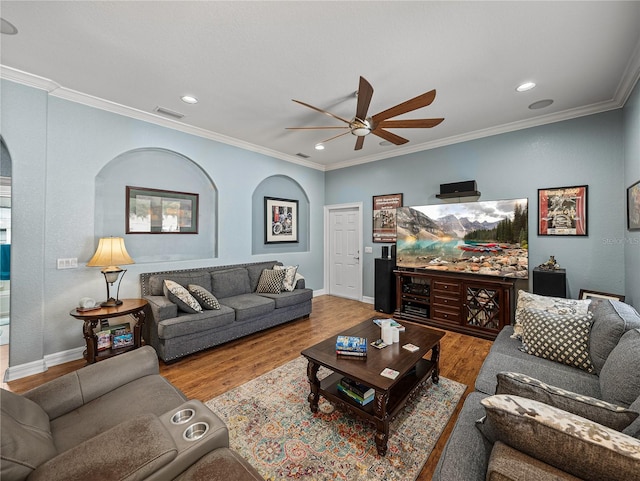 148 Melissa Trl, Auburndale, FL 33823 - living area with a ceiling fan, wood finished floors, crown molding, recessed lighting, and baseboards
