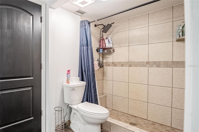 7608 Franklin Rd, Plant City, FL 33565 - full bathroom with toilet and a tile shower