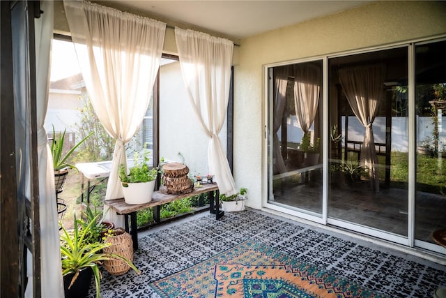 11567 Misty Isle Ln, Riverview, FL 33579 - sunroom with a textured wall