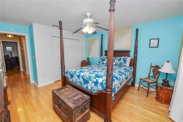 1130 Ewell Rd, Lakeland, FL 33811 - bedroom featuring light wood-type flooring, baseboards, and ceiling fan