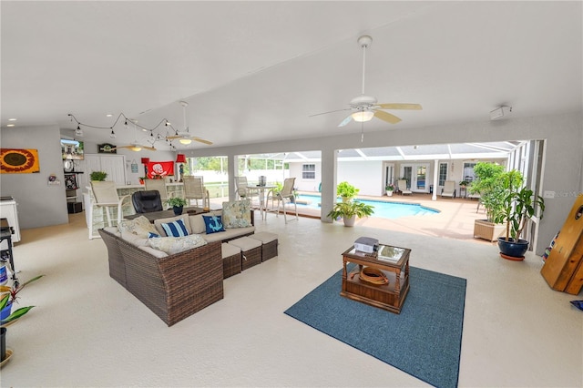 1130 Ewell Rd, Lakeland, FL 33811 - living room featuring ceiling fan