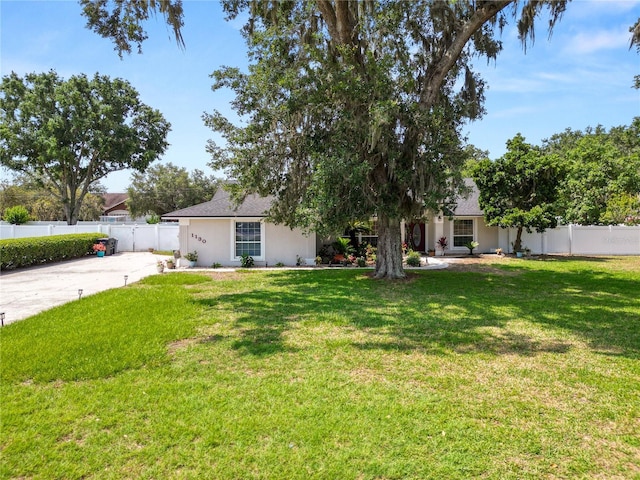 1130 Ewell Rd, Lakeland, FL 33811 - view of front of home