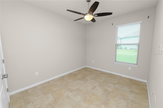 4125 Prima Lago Cir, Lakeland, FL 33810 - unfurnished room featuring ceiling fan and baseboards