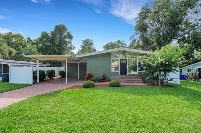 941 Avon Ave, Lakeland, FL 33801 - photo 1