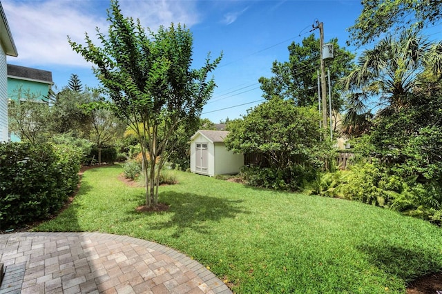 1825 Pawnee Trl, Lakeland, FL 33803 - view of yard
