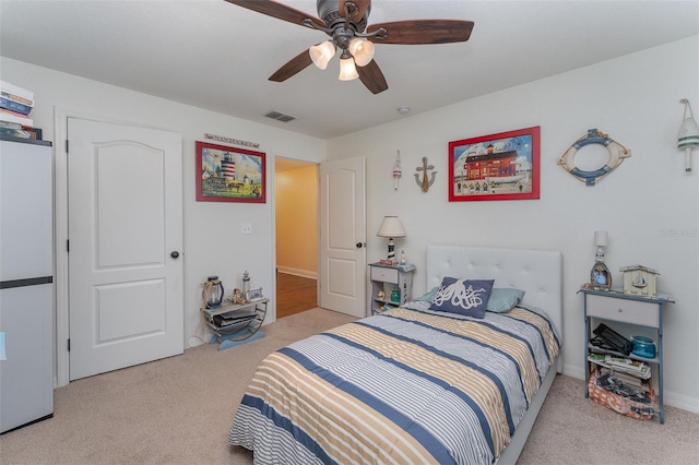 6789 Ashbury Dr, Lakeland, FL 33809 - carpeted bedroom featuring a ceiling fan