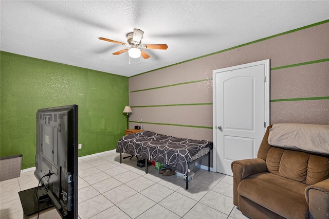 1922 Matthew Ct, Lakeland, FL 33813 - interior space featuring a textured wall, tile patterned flooring, ceiling fan, and a textured ceiling