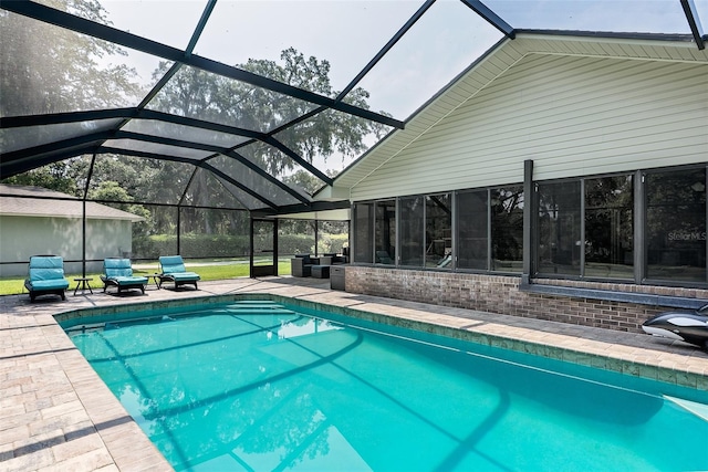 2331 D R Bryant Rd, Lakeland, FL 33810 - swimming pool with a patio and a lanai