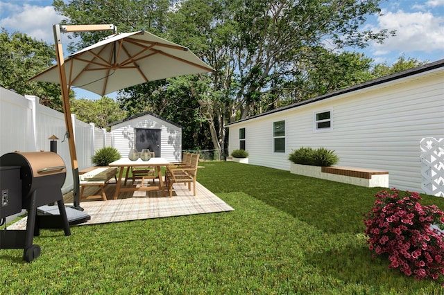 113 Patrick Henry Rd, Bartow, FL 33830 - fenced backyard featuring a storage shed and a patio