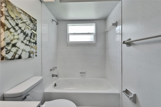 113 Patrick Henry Rd, Bartow, FL 33830 - full bath featuring toilet and shower / bath combination