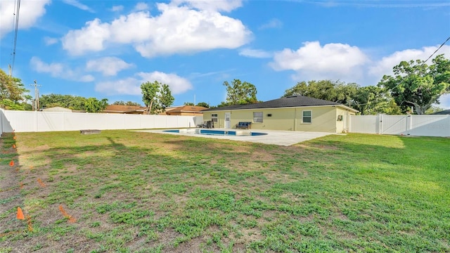 934 Point View Ln, Lakeland, FL 33813 - rear view of house featuring a patio area and a gate