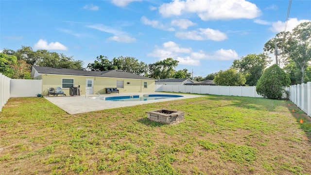 934 Point View Ln, Lakeland, FL 33813 - rear view of property featuring a patio area