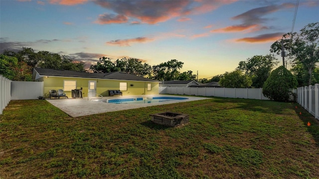 934 Point View Ln, Lakeland, FL 33813 - rear view of property with a patio area