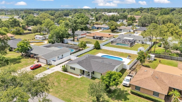 934 Point View Ln, Lakeland, FL 33813 - aerial perspective of suburban area featuring a pool