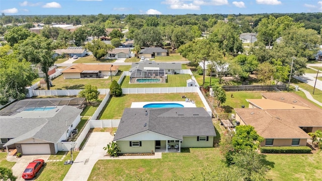 934 Point View Ln, Lakeland, FL 33813 - aerial perspective of suburban area with a pool area