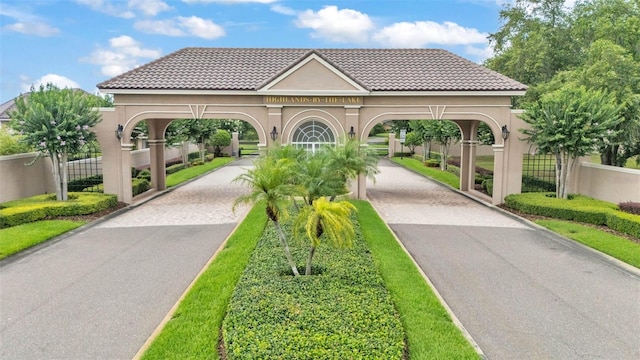 3121 Highlands By The Lake Way, Lakeland, FL 33812 - view of property's community with driveway