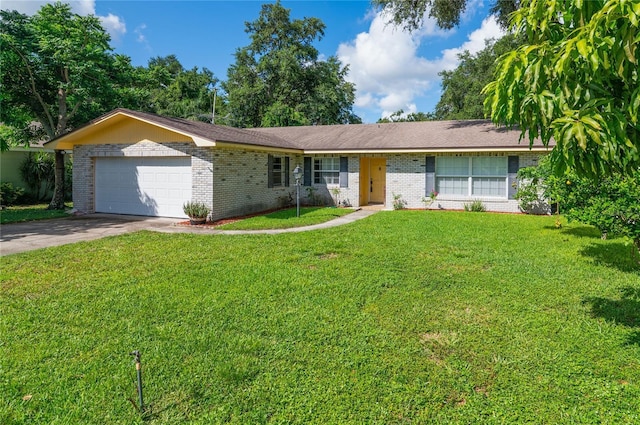 111 Beverly Dr, Winter Haven, FL 33884 - photo 1
