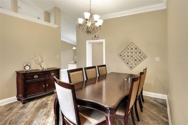 1300 Ariana Woods Cir, Auburndale, FL 33823 - dining space featuring wood finished floors, a chandelier, and crown molding