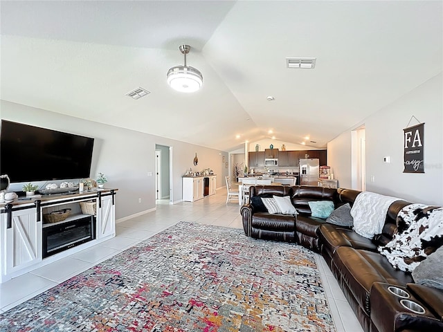 2929 Flying Blackbird Rd, Bartow, FL 33830 - living area featuring lofted ceiling and light tile patterned floors