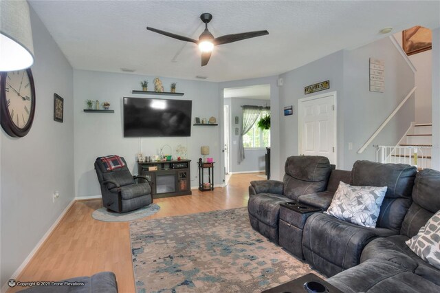 34852 Teeview Ln, Zephyrhills, FL 33541 - photo 12