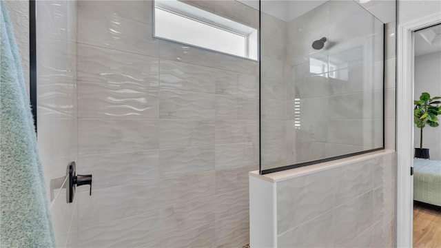 1172 Windjammer Dr, Lakeland, FL 33803 - full bath with walk in shower and wood finished floors