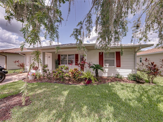 4926 Pleasant Hollow Trl, Lakeland, FL 33811 - photo 2