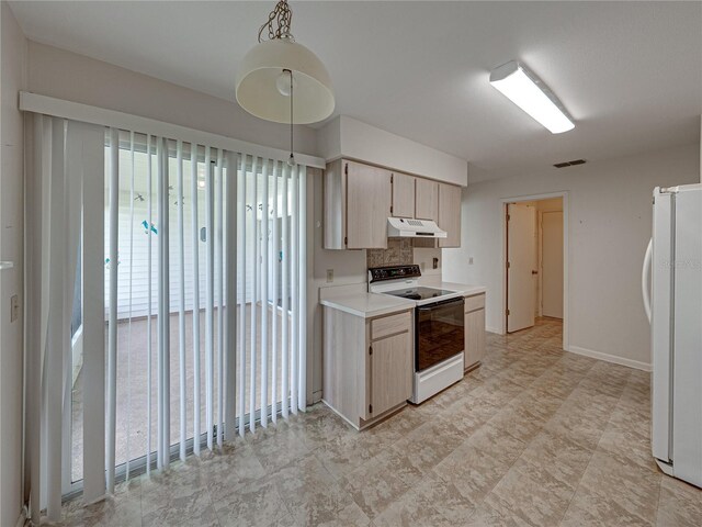 4926 Pleasant Hollow Trl, Lakeland, FL 33811 - photo 17