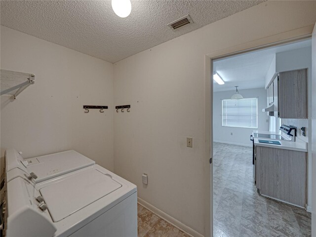 4926 Pleasant Hollow Trl, Lakeland, FL 33811 - photo 34