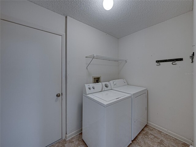 4926 Pleasant Hollow Trl, Lakeland, FL 33811 - photo 35
