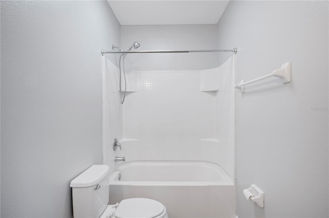 6819 Glenbrook Dr, Lakeland, FL 33811 - full bathroom featuring toilet and shower / bathtub combination