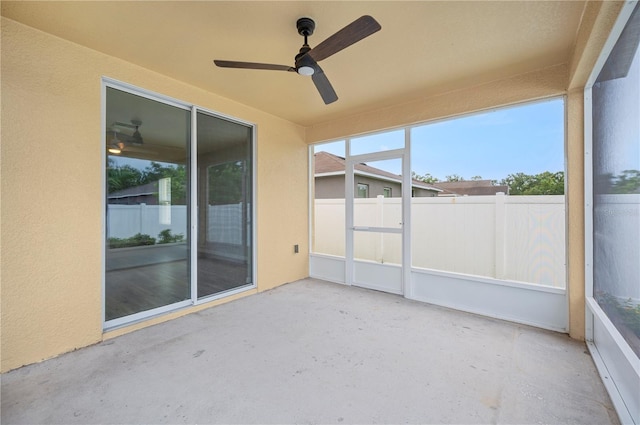 6819 Glenbrook Dr, Lakeland, FL 33811 - unfurnished sunroom with a ceiling fan