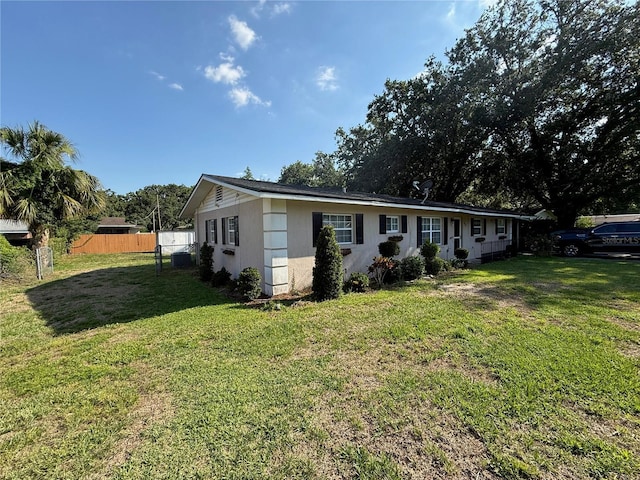 2424 Bates Ave SW, Winter Haven, FL 33880 - single story home featuring central air condition unit