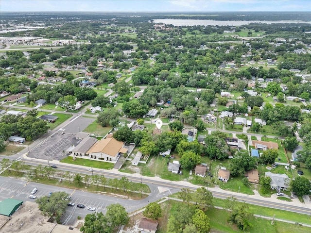 320 W Carver St, Lakeland, FL 33805 - aerial view of residential area featuring a large body of water